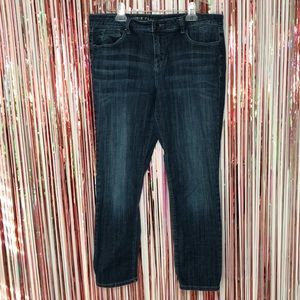 Laurie Felt Classic Denim Weekender Ankle Jeans 12